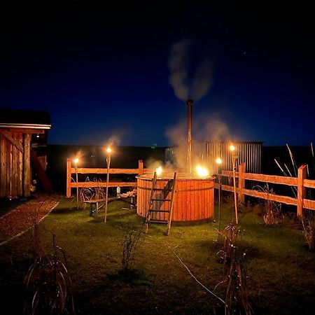Agroturystyka Kaszuby Villagehome Borzytuchom ภายนอก รูปภาพ